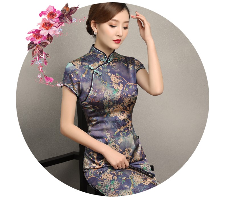 蒼翠復(fù)古修身旗袍，典雅印花旗袍裙