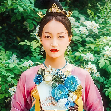 多彩花團(tuán)扇女生頭像，唯美古風(fēng)真人頭像