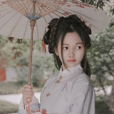 甜美可愛帶傘團扇女生頭像，唯美古風真人頭像