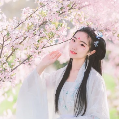海棠花開女生頭像，唯美古風真人頭像