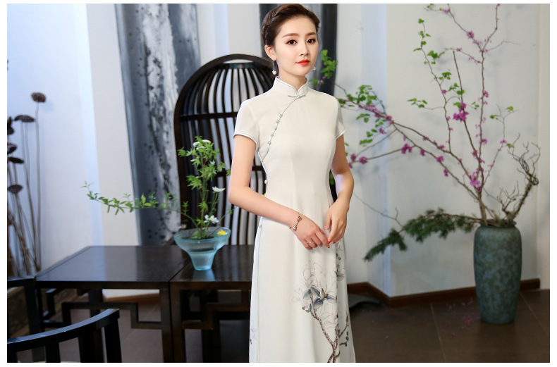 玉蘭花圖旗袍，素雅奧黛風(fēng)旗袍裙