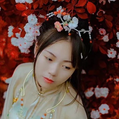 花開芬芳女生頭像，唯美古風(fēng)真人頭像