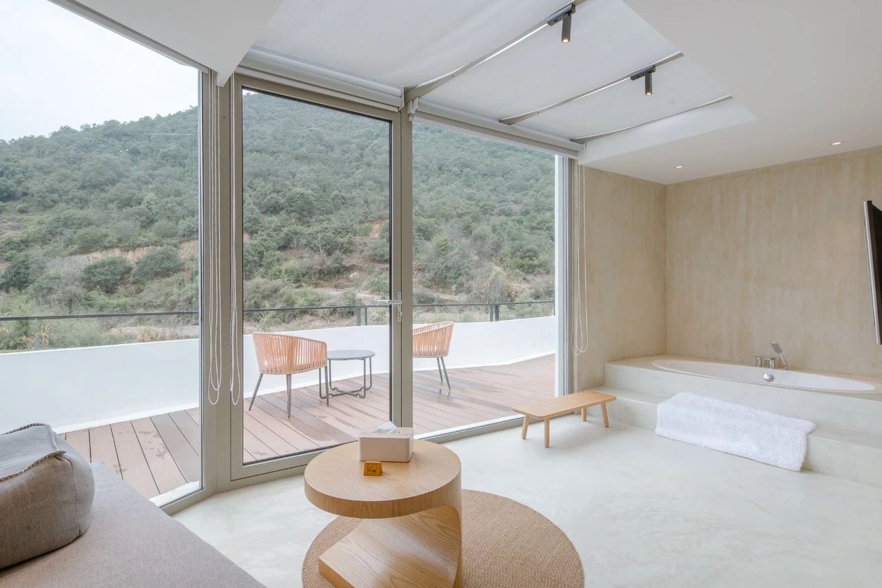 九熹·大樂(lè)之野，流水的大樂(lè)之野鐵打的小白墻