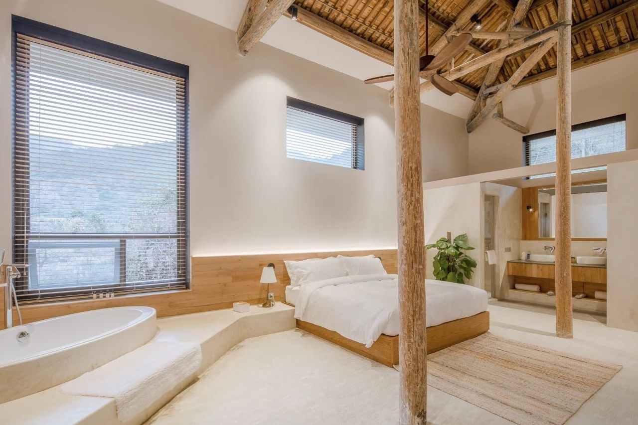 九熹·大樂之野，流水的大樂之野鐵打的小白墻