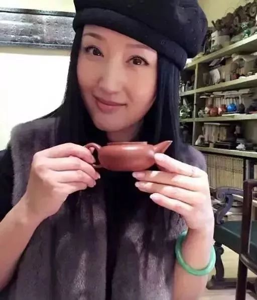 手串怎么戴？左戴玉右戴銀養(yǎng)生更養(yǎng)人！