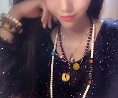 手串怎么戴？左戴玉右戴銀養(yǎng)生更養(yǎng)人！