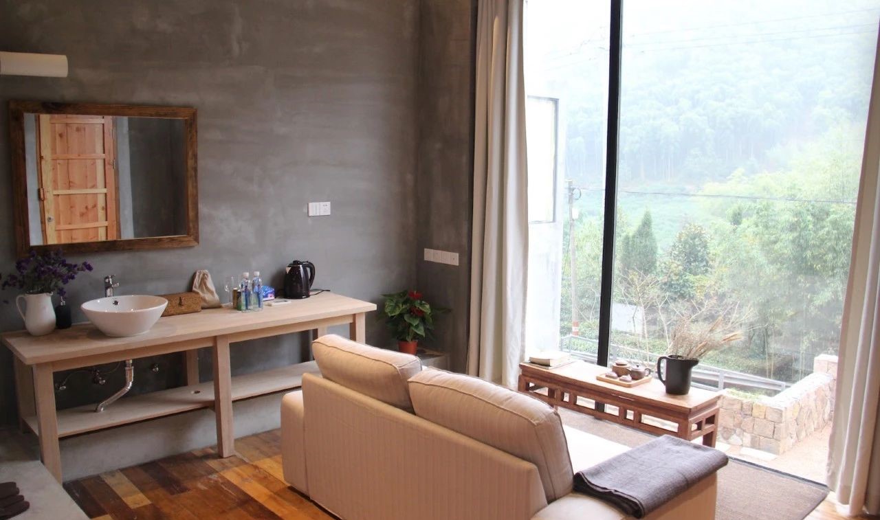 3個(gè)水泥灰時(shí)尚民宿：一種最本質(zhì)的美感