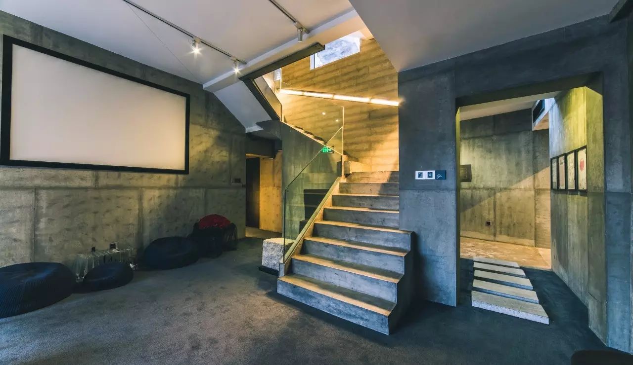 3個水泥灰時尚民宿：一種最本質(zhì)的美感