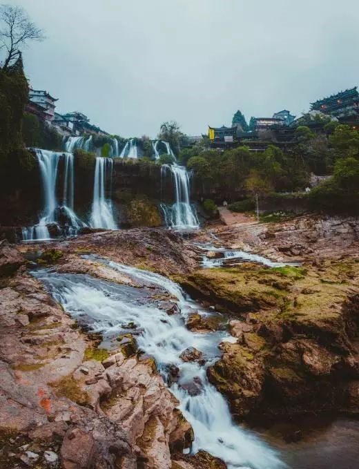 古鎮(zhèn)情懷：30個古鎮(zhèn)愿有人與你一起踏足！