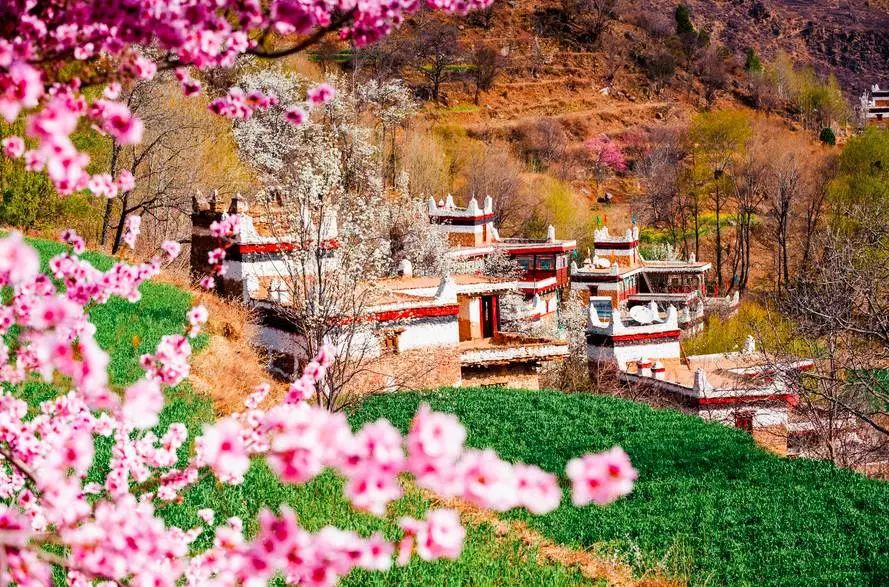 古鎮(zhèn)情懷：30個(gè)古鎮(zhèn)愿有人與你一起踏足！