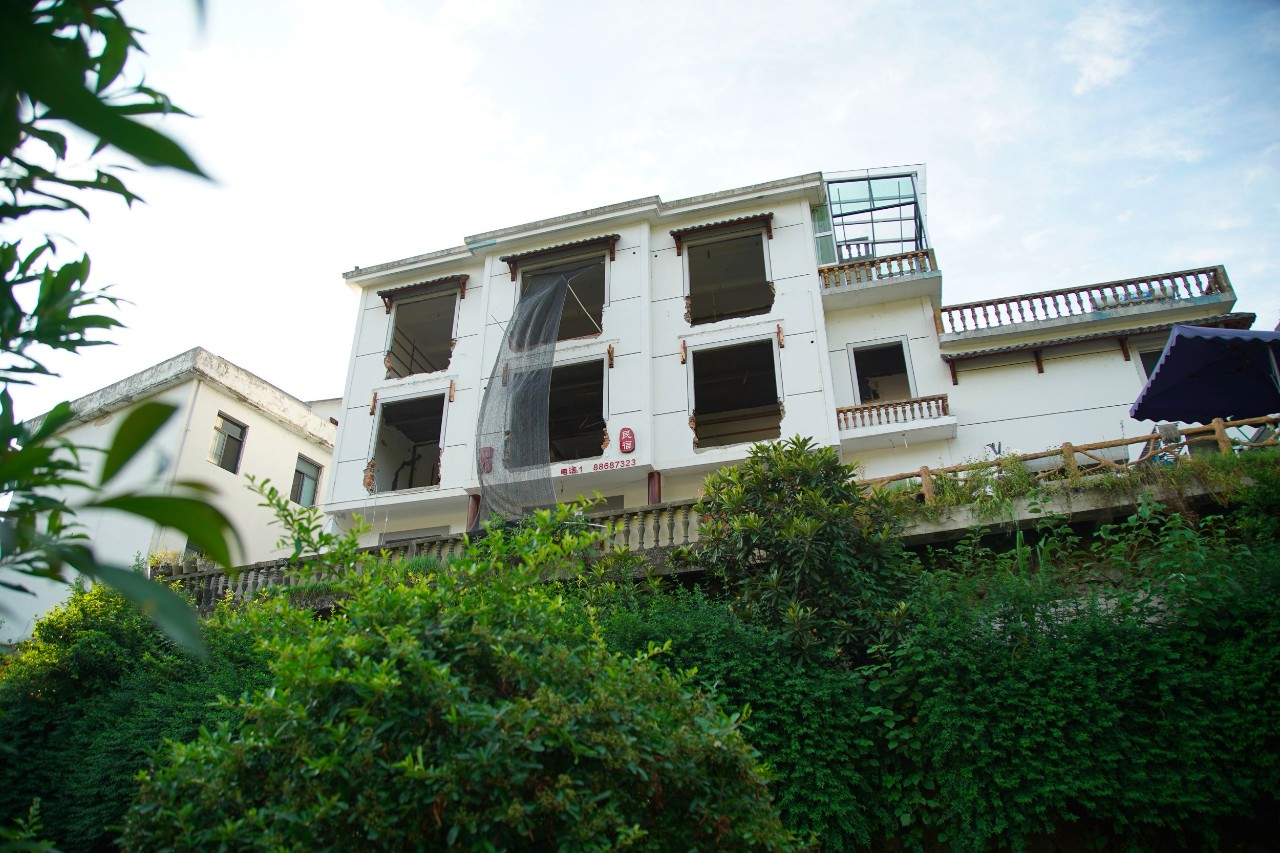 點(diǎn)叁民宿，千島湖坐船賞景豈不詩(shī)意？