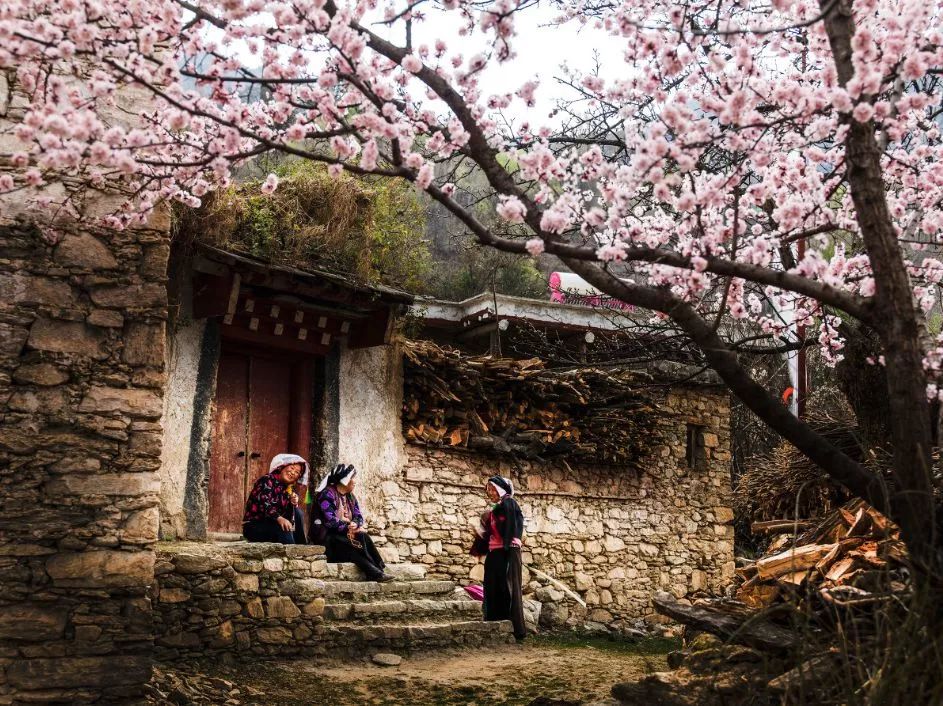 遇見(jiàn)中國(guó)最美的風(fēng)景，30個(gè)景色宜人的地方！