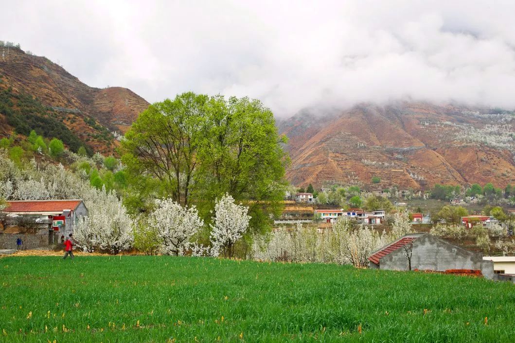 遇見(jiàn)中國(guó)最美的風(fēng)景，30個(gè)景色宜人的地方！
