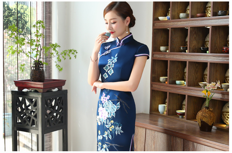 古典氣息繡花旗袍，繡出精致視覺(jué)!