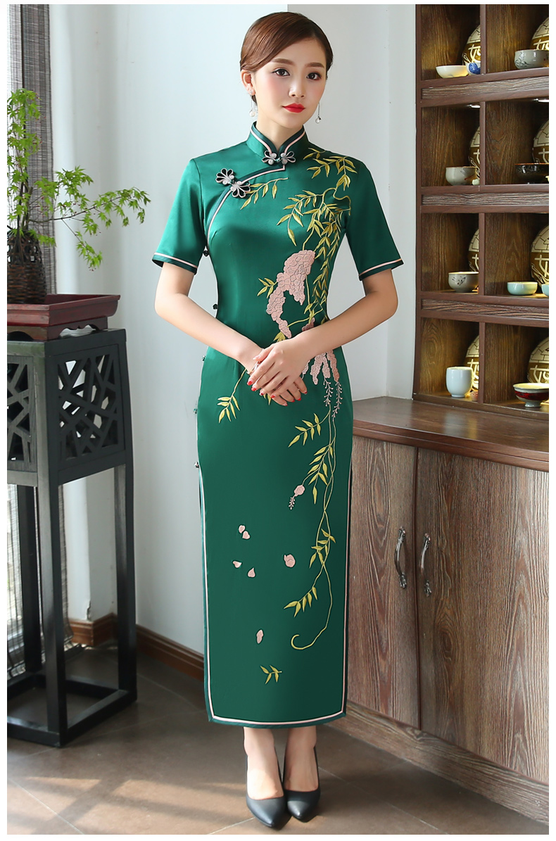 槐樹花旗袍，會(huì)呼吸的花香旗袍裙