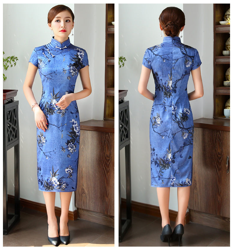 幽藍(lán)斜襟旗袍，優(yōu)雅迷人!