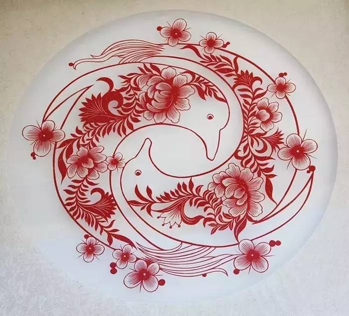 剪紙藝術(shù)作品：一次鏤空一根線條的信仰！