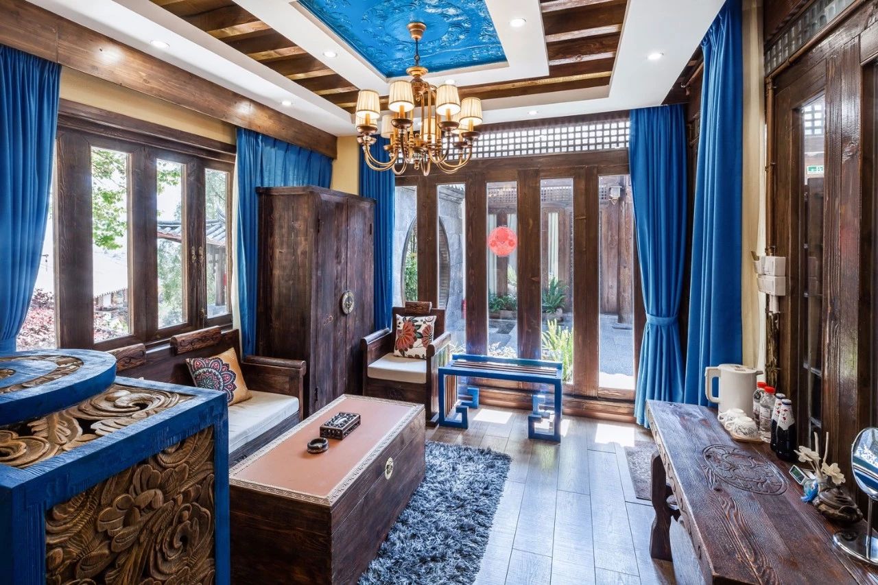 麗江·白馬里，千年古城化作最美背景