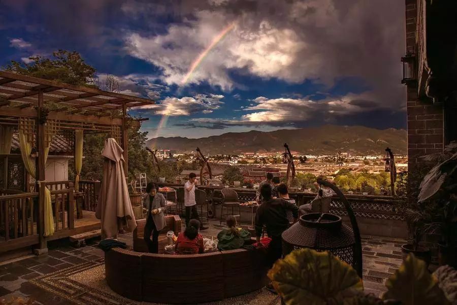 麗江·白馬里，千年古城化作最美背景