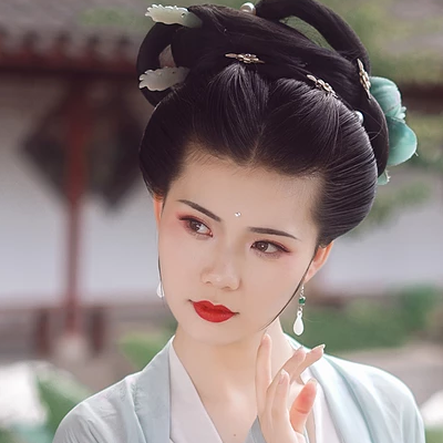 牡丹花女生頭像，唯美古風(fēng)真人頭像