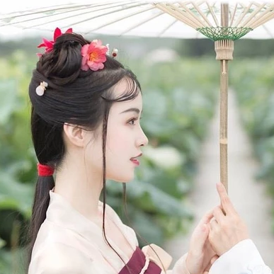 提籃采蓮女生頭像，唯美古風(fēng)真人頭像