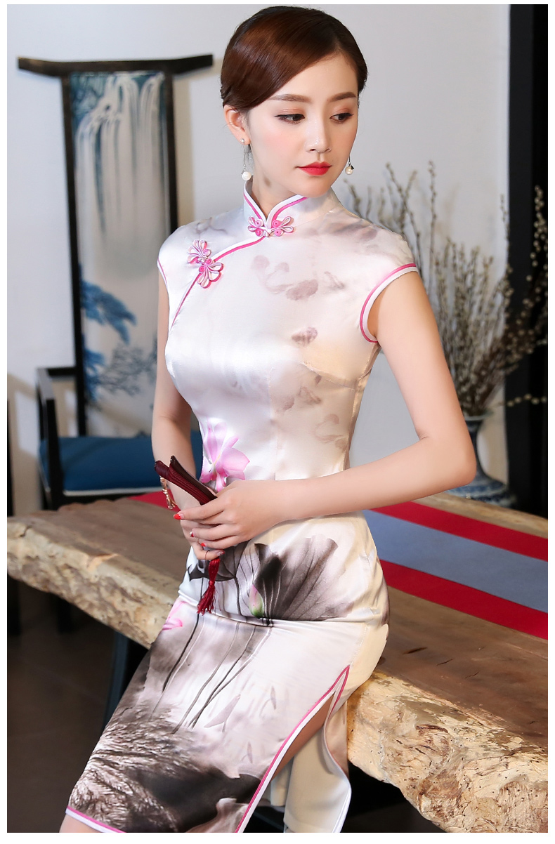 淡粉丹荷旗袍，唯美詩(shī)意印花旗袍裙