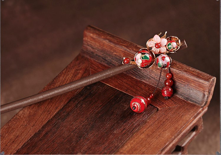 古韻紅情發(fā)簪頭飾:一笑百媚生!