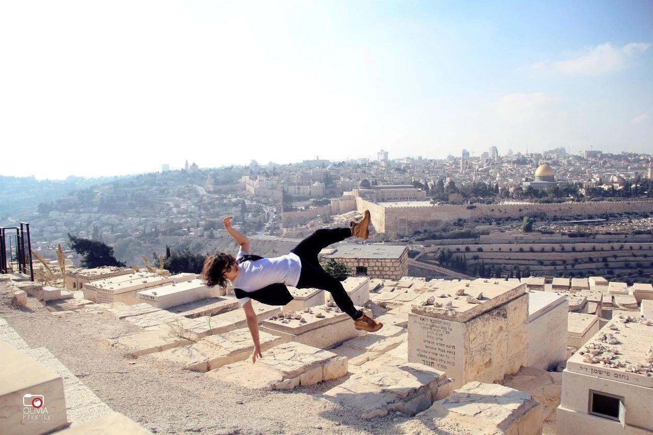 青島·桑吉爾多，把桑吉爾多的民謠帶進(jìn)來