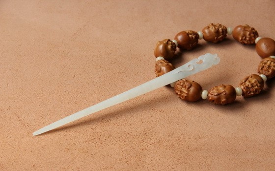 8款優(yōu)雅簪子：一枝古簪執(zhí)手為你綰發(fā)間！