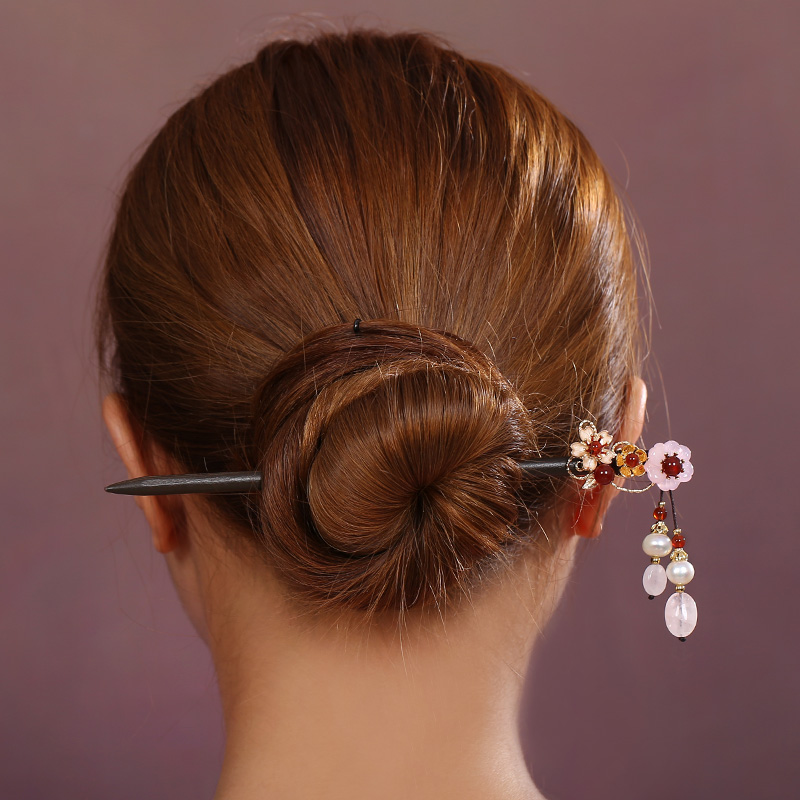 夢(mèng)留芳甸發(fā)簪:雍容華貴的古風(fēng)簪子頭飾