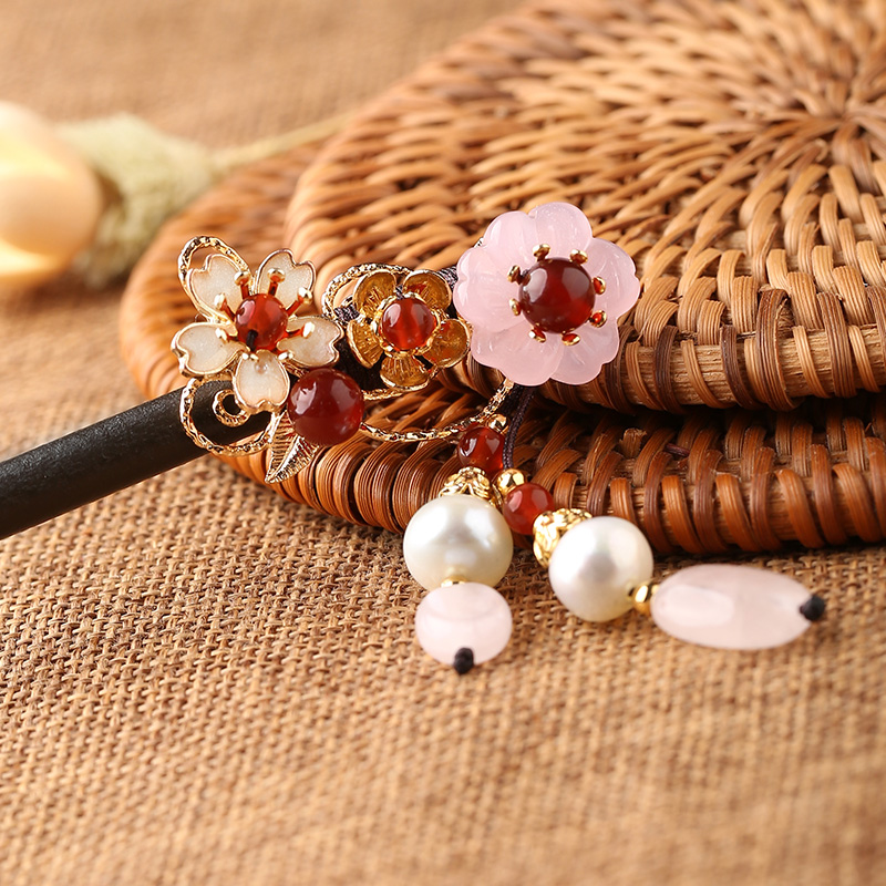 夢(mèng)留芳甸發(fā)簪:雍容華貴的古風(fēng)簪子頭飾