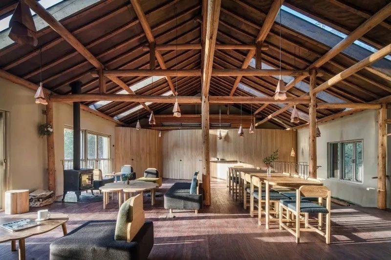 臨安·余來，讓生活重啟