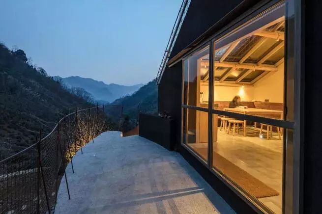 臨安·余來，讓生活重啟