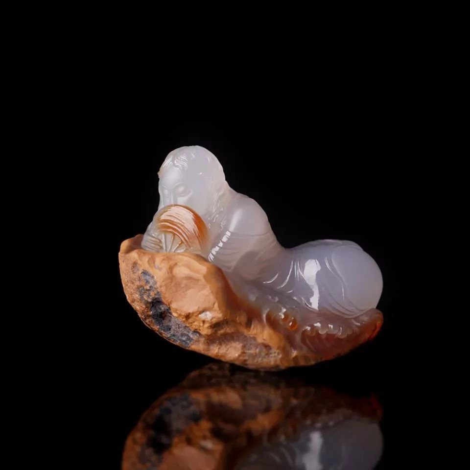 玉雕藝術(shù)：“藝”與“色”的玉女柔情！