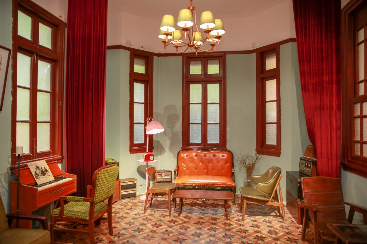 覺園1984，創(chuàng)造一個時空錯亂的夢境