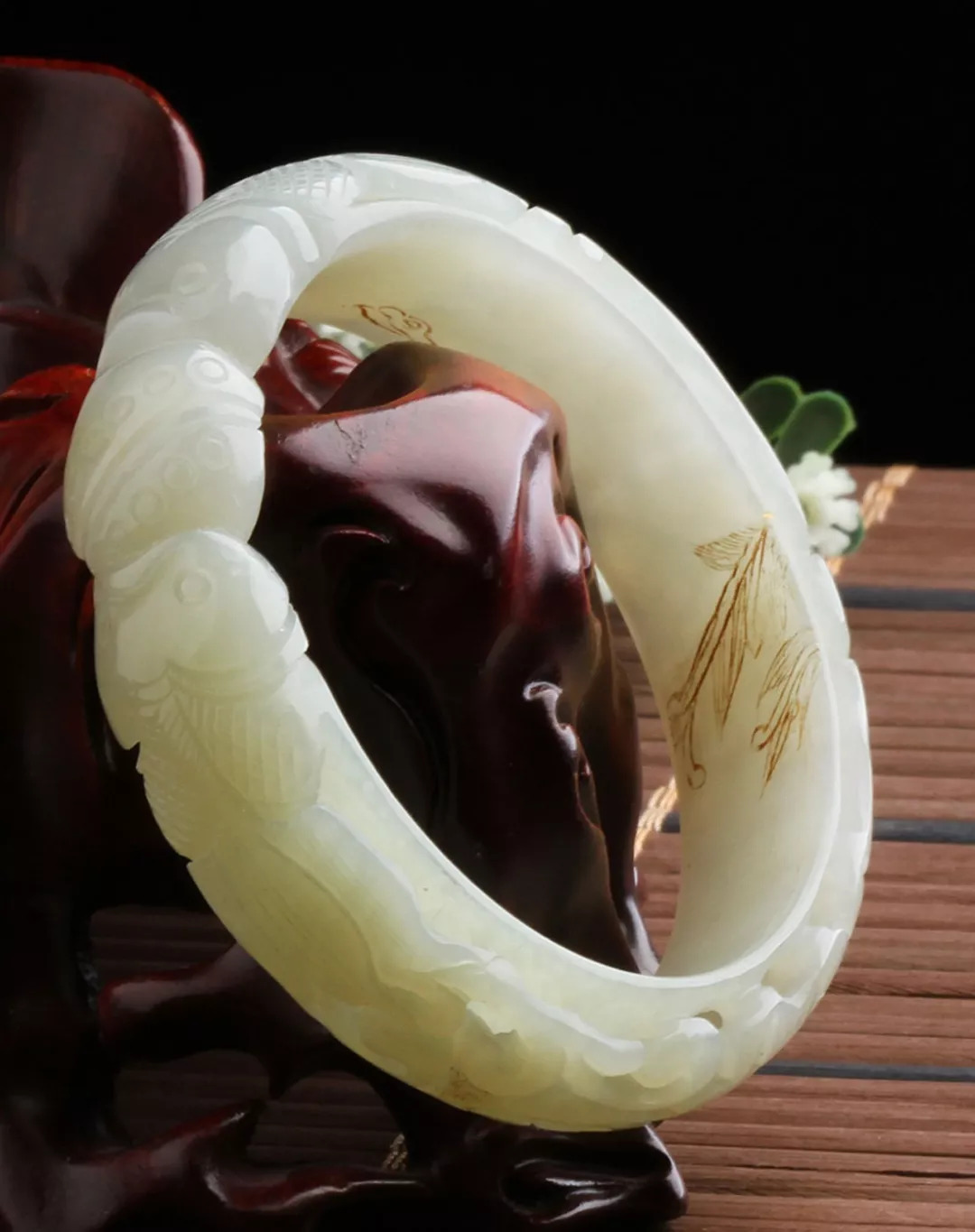 挑選好的和田玉作品，尋找稱心如意的玉石