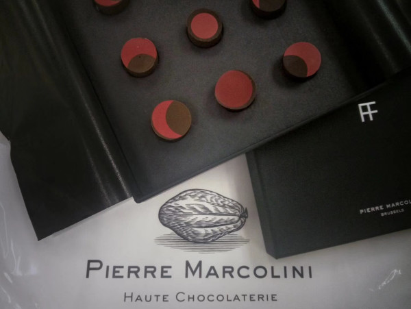 中秋月餅包裝設計，創(chuàng)意滿滿的包裝設計