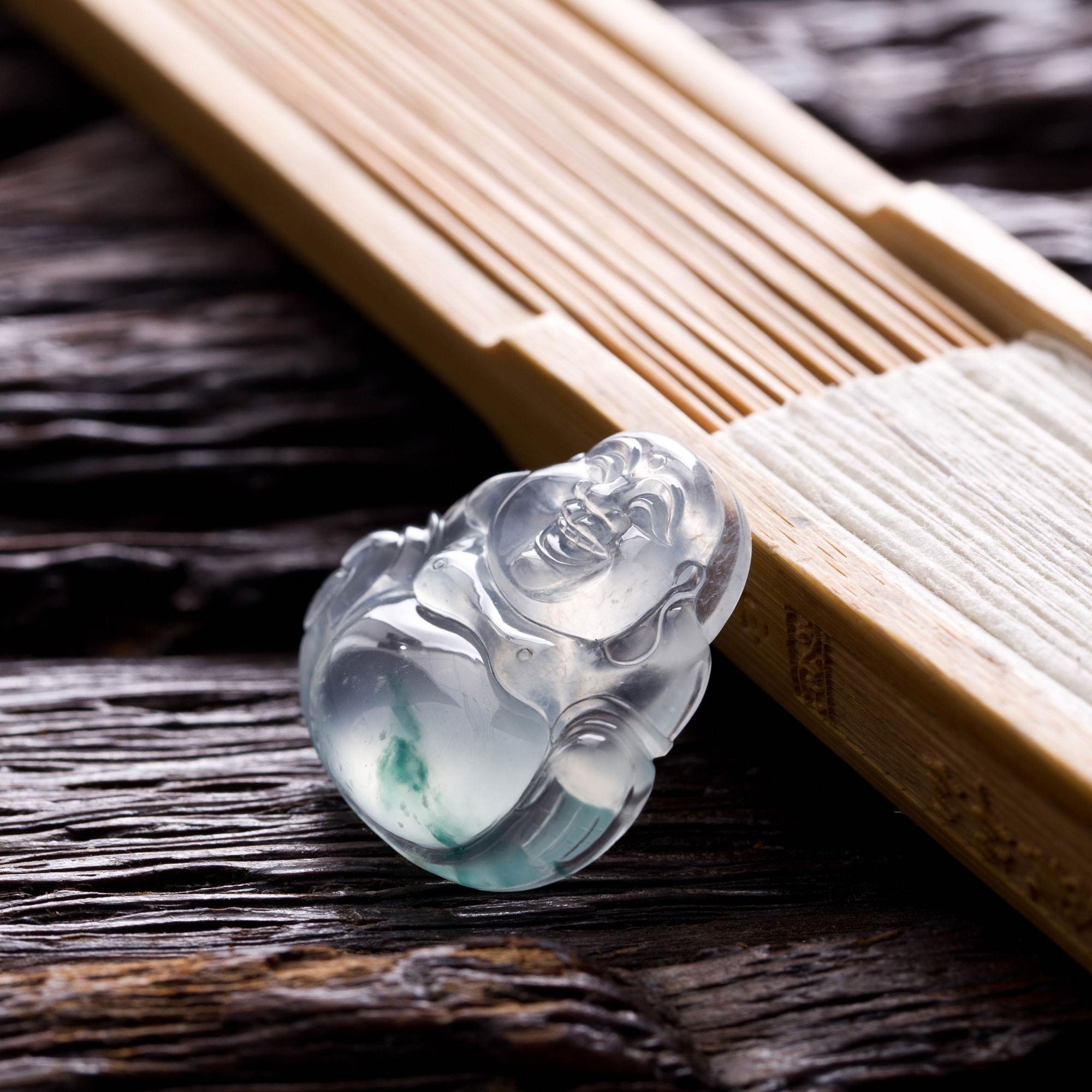 冰種飄花翡翠知識(shí)，教你如何選擇好的翡翠