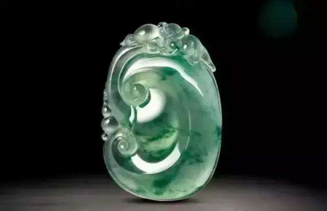 冰種飄花翡翠知識(shí)，教你如何選擇好的翡翠