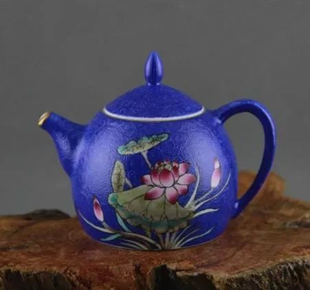 粉彩扒花工藝：細膩絕妙的陶瓷工藝！