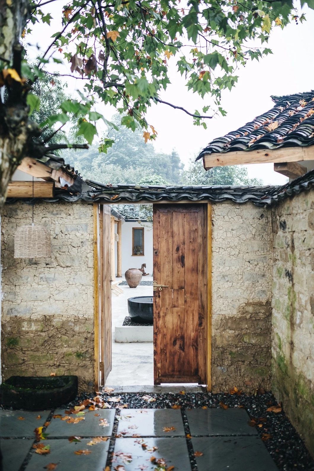 一所茶園里的民宿，過著鄉(xiāng)下悠閑愜意的日子