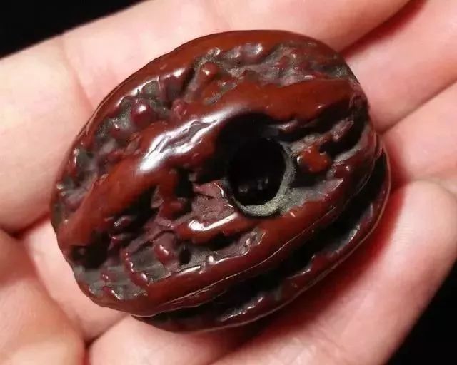 如何辨別真假核桃？五招辨別真假的方法