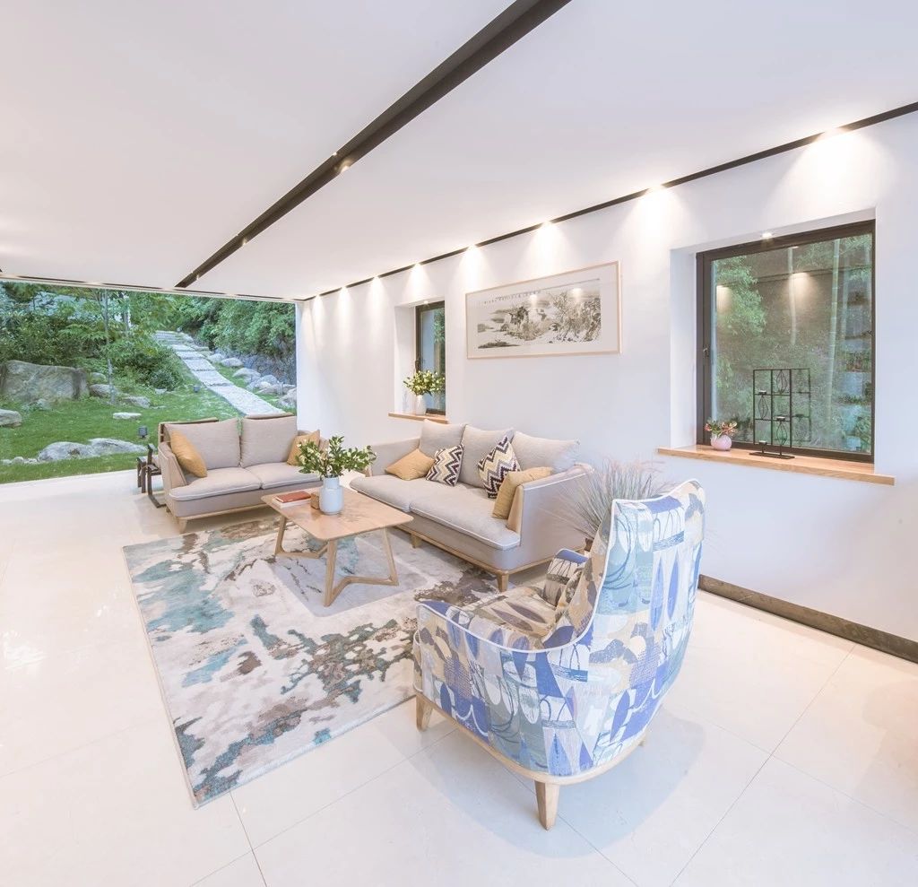 安吉·仁里息心廬，擁泉而居枕山而眠!