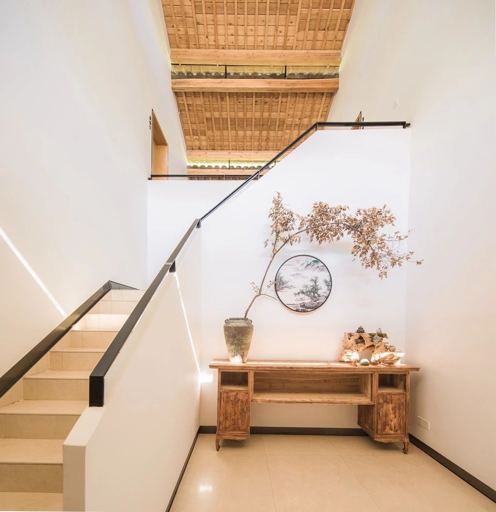 安吉·仁里息心廬，擁泉而居枕山而眠!