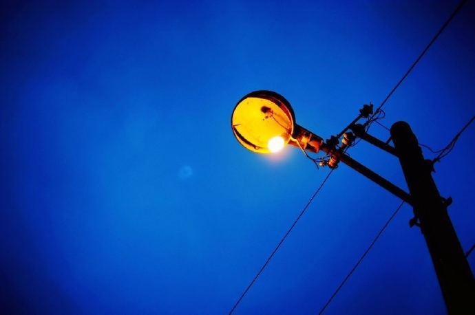 中式燈具之美，美燈配美景美哉