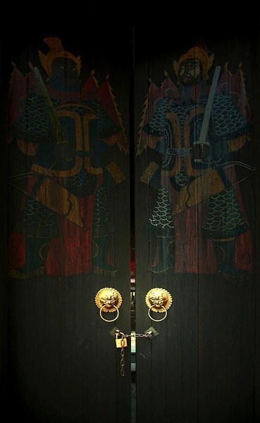 一組流淌著歲月的中國門，美呆了！