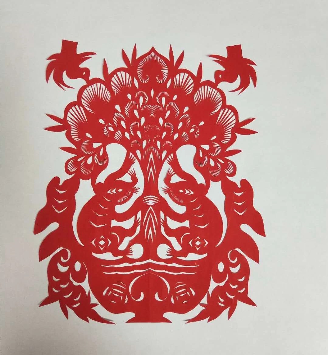 纖手巧剪妙生肖，韓春霞十二生肖剪紙作品