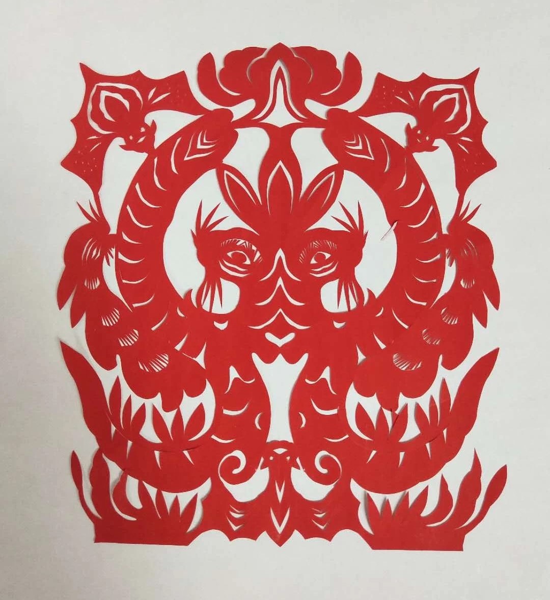 纖手巧剪妙生肖，韓春霞十二生肖剪紙作品