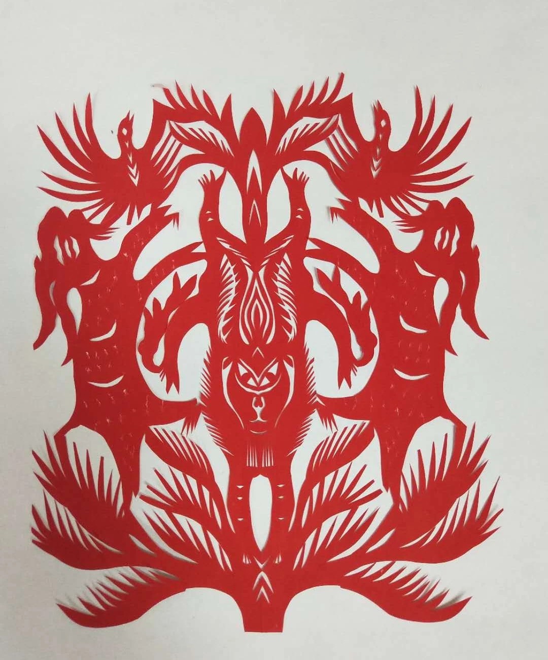 纖手巧剪妙生肖，韓春霞十二生肖剪紙作品