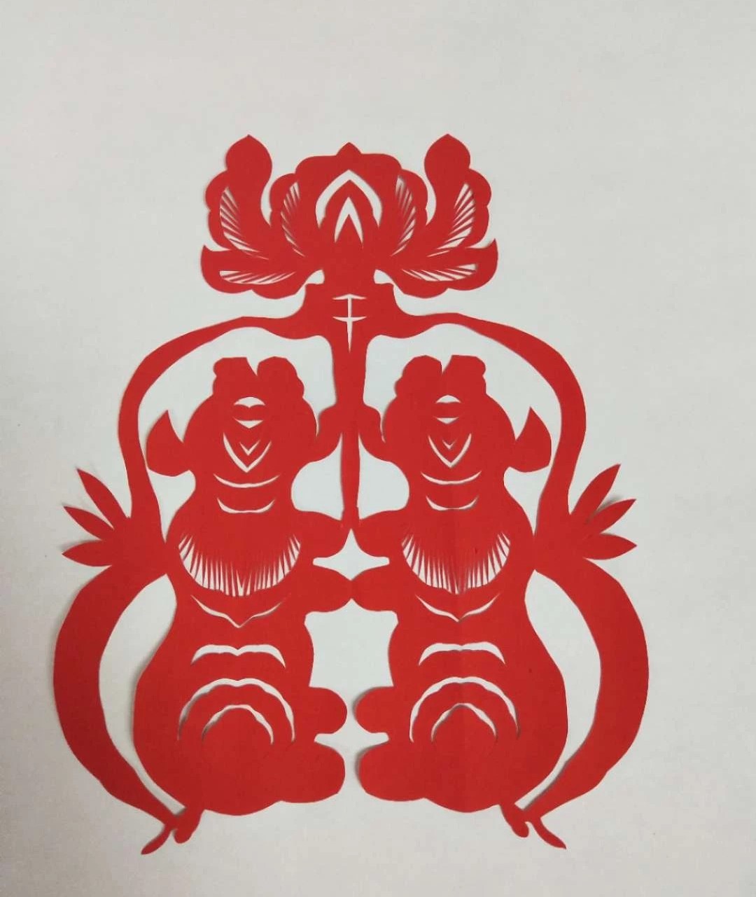 纖手巧剪妙生肖，韓春霞十二生肖剪紙作品